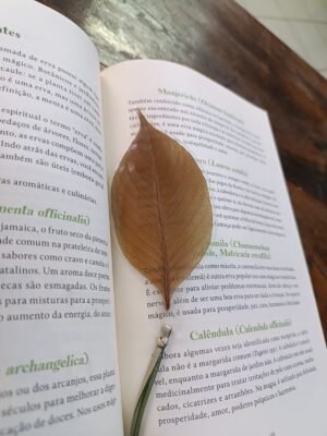 MARCADOR DE LIVRO - FOLHA VERDE