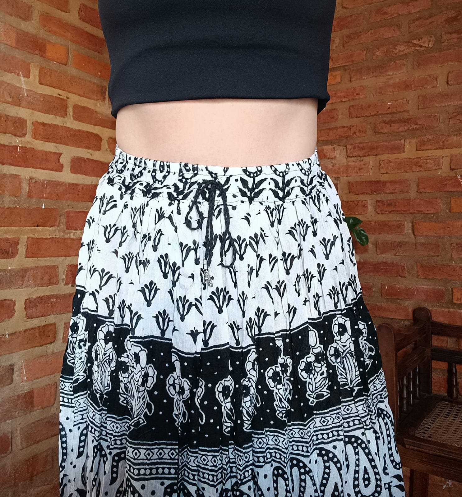 SAIA INDIANA MAIA - PRETA E BRANCA - Imagem 2